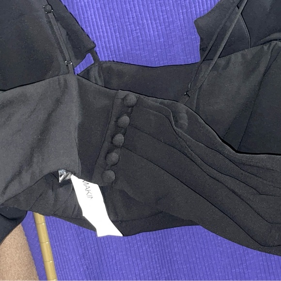 Making The Cut Women's Drapey Shoulder Cropped Top in Black - Picture 10 of 12